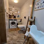 Zacisze Pod Reglami & Sauna ザコパネ
