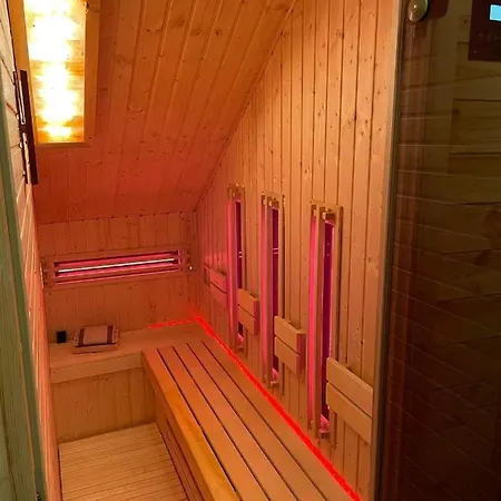Zacisze Pod Reglami & Sauna * زاكوباني