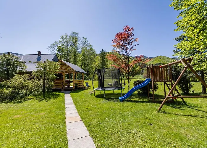 Zacisze Pod Reglami & Sauna ザコパネ