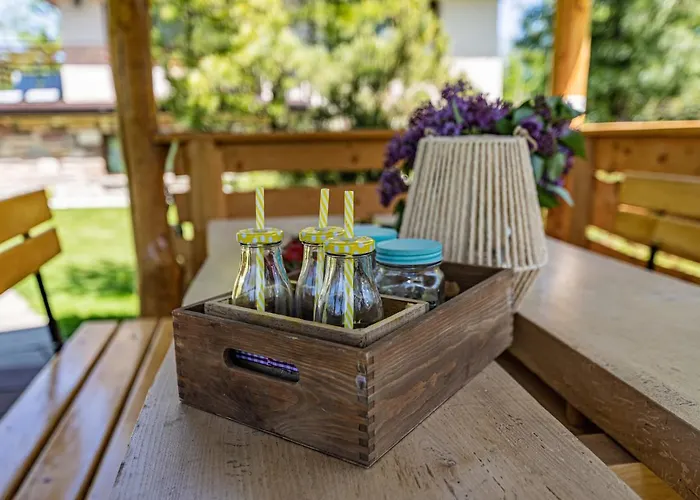 Zacisze Pod Reglami & Sauna アパート *